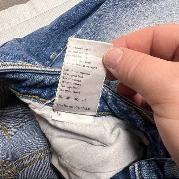 KanCan KC8347M Women’s Medium Wash Distressed Size 13 / 33 Jean Shorts J… - Picture 5 of 8